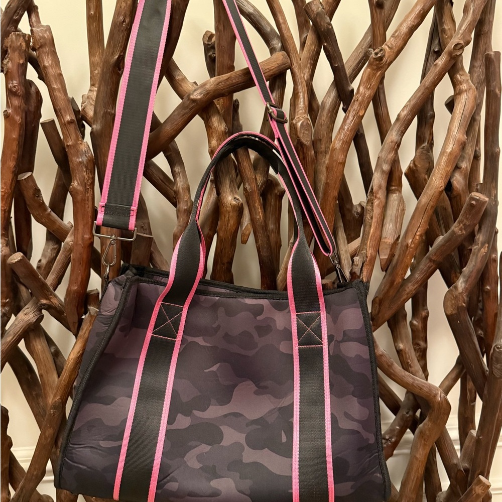 HAUTE SHORE Camouflage Tote with Pink Stripes